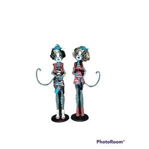 Monster High Meowlody & Purrsephone cat twins 2 doll set    Great cond